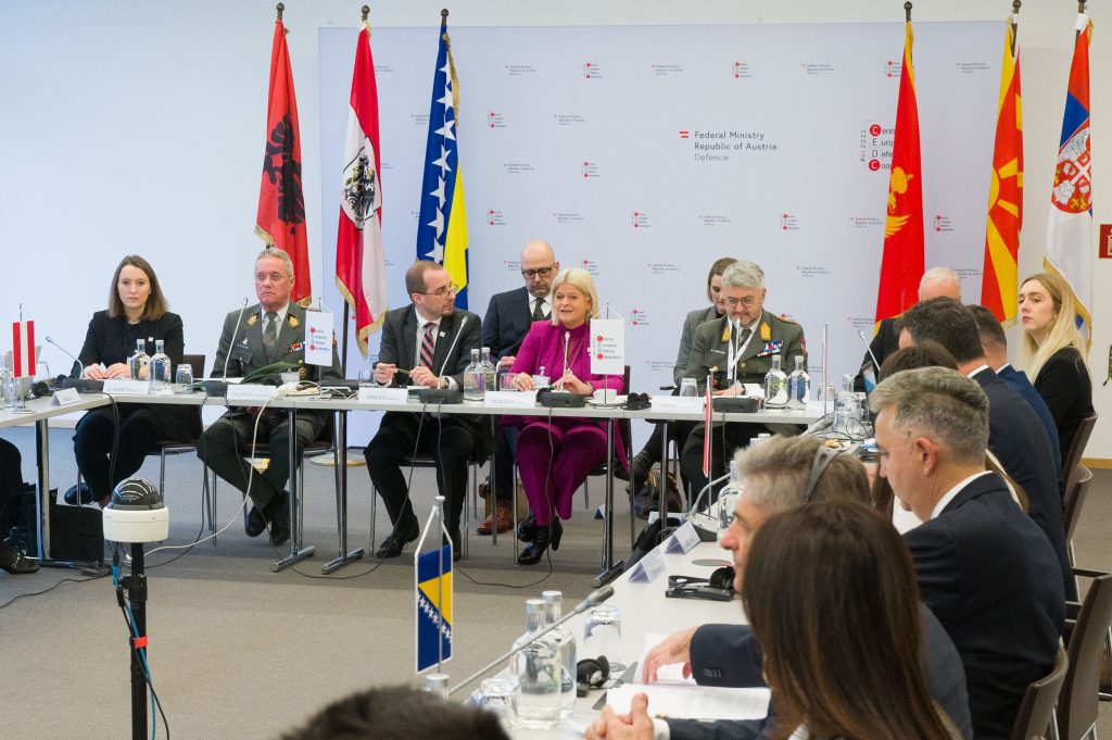 Central European Defence Cooperation, Arnold Kammel, Klaudia Tanner, Peter Vorhofer,